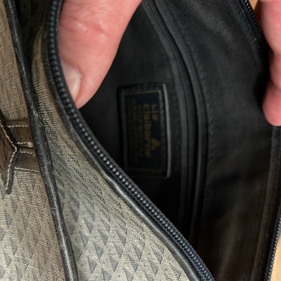 Liz Claiborne VINTAGE leather trim shoulder bag purse - Picture 4 of 6